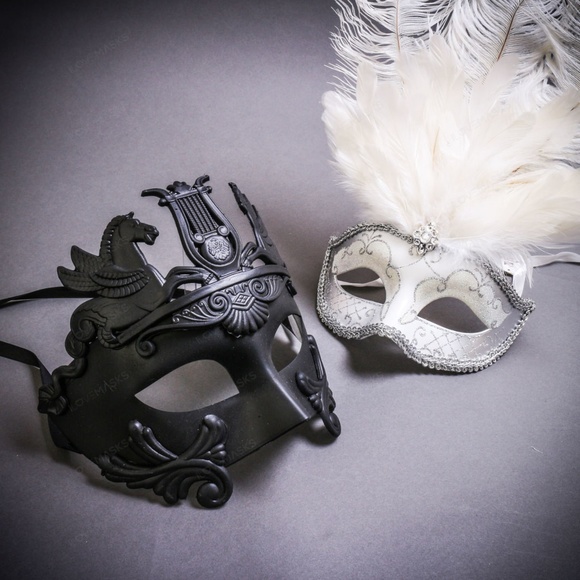 Black Venetian Pegasus w/ White Feather Silver Masquerade Couple's Party Masks - Picture 1 of 1